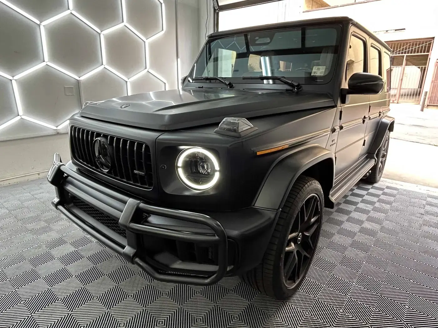 Mercedes-Benz G 63 AMG with full front clear paint protection film