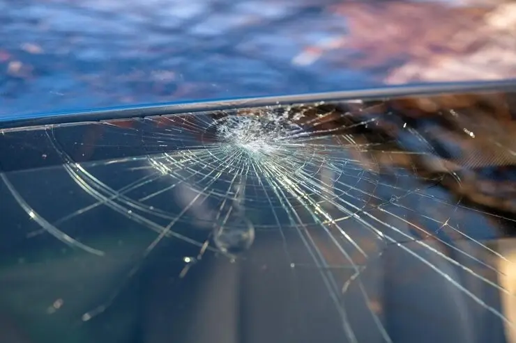 Windshield protection side detail showing clear film fit and edge finish